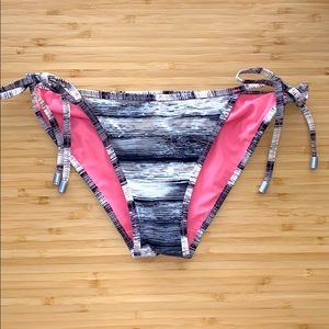 Designer bikini bottoms
